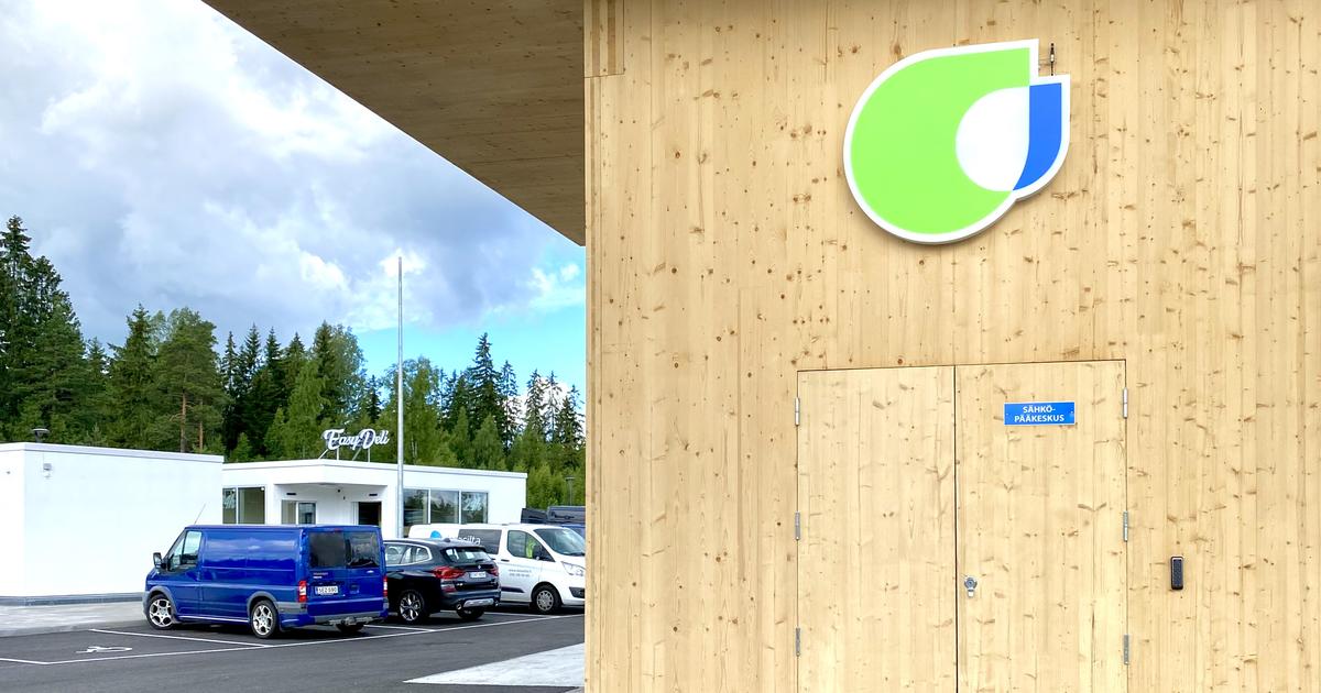 Neste Express Rykmentinpuisto ‒ tervetuloa tulevaisuuden liikenneasemalle!  | Neste